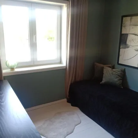 - Marviksveien 93-95 Appartement